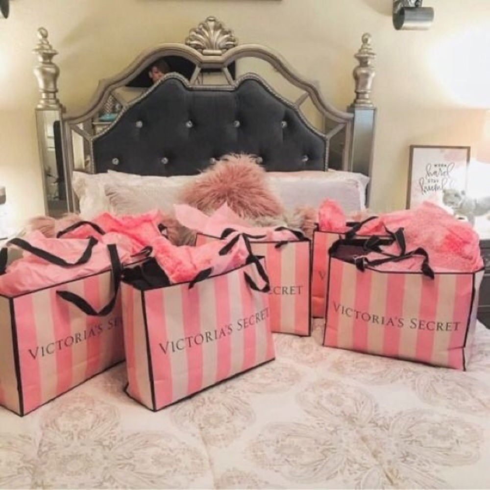 VICTORIAS SECRET MYSTERY BOX!!🎀 NEW